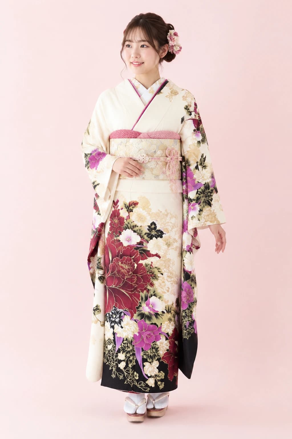 振袖を着用したモデル写真