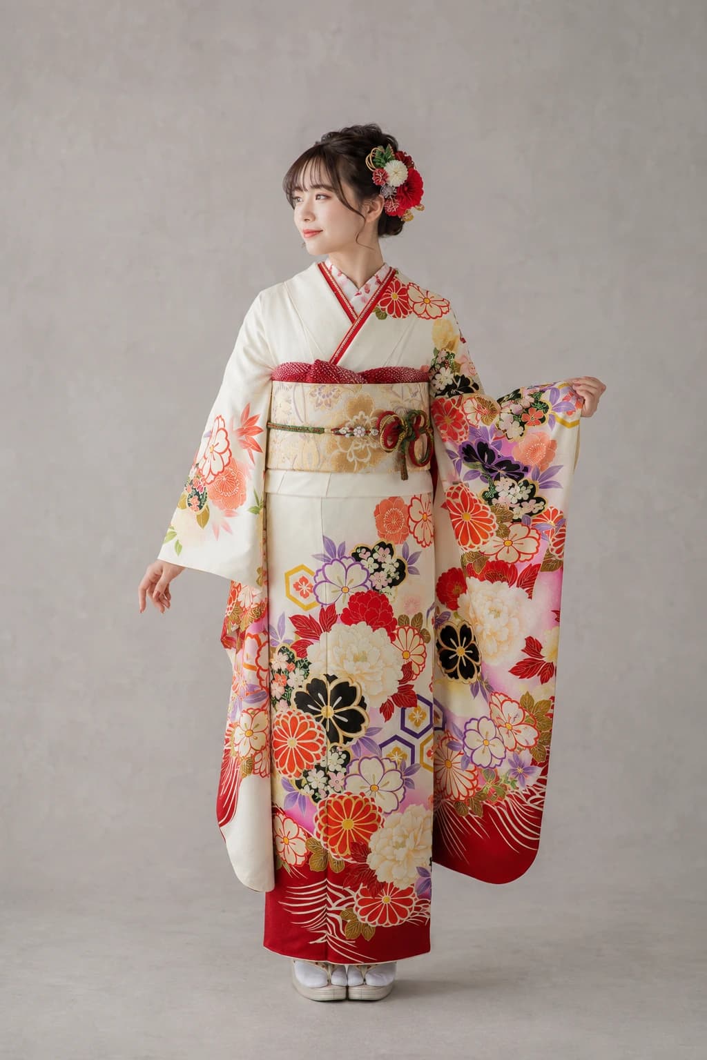 振袖を着用したモデル写真